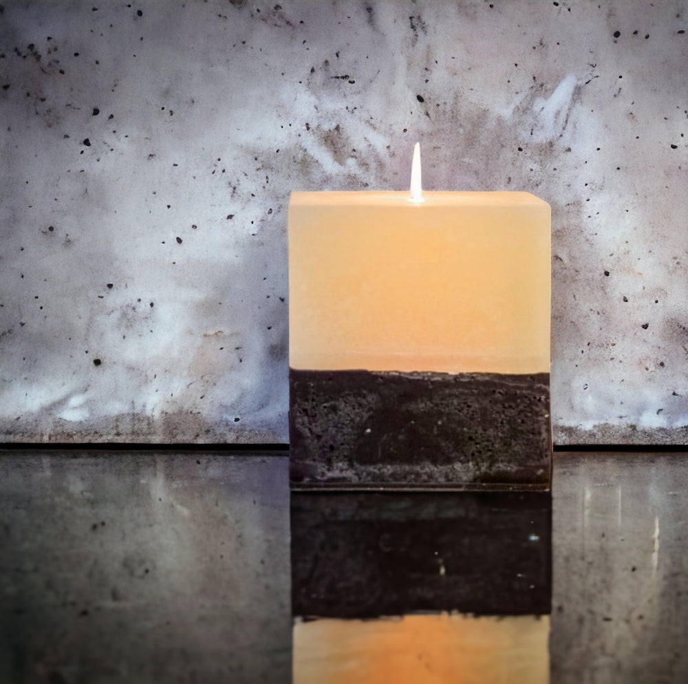 
                  
                    Nos bougies cubes sont une véritable source de lumière, intérieur et extérieur - bougies artisanales
                  
                